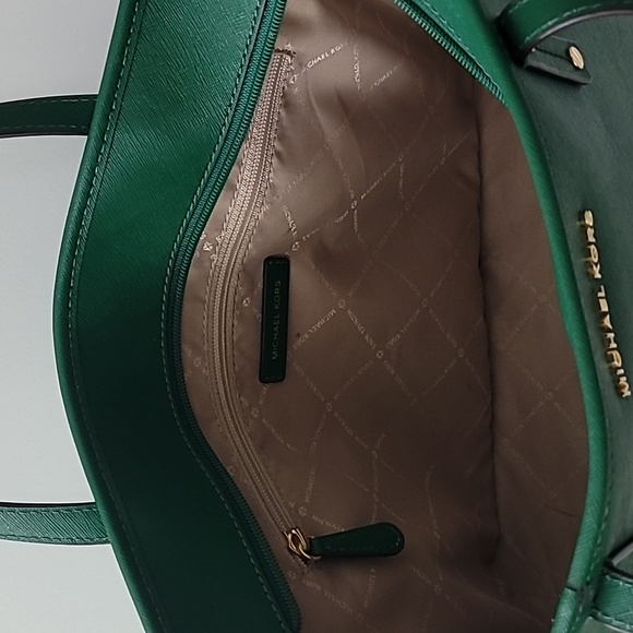Michael Kors Emerald Green Tote Bag - Picture 5 of 6